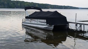 2008 Premier 240 SunSpree