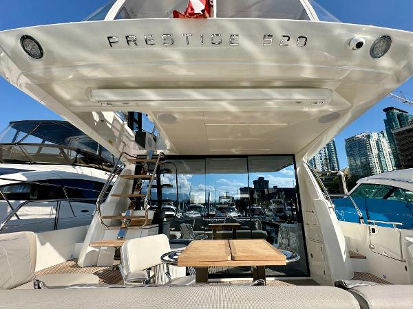2023 Prestige 520