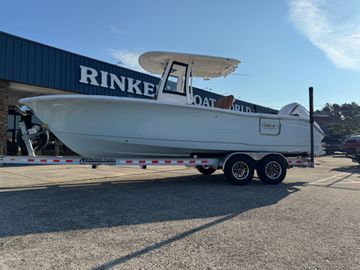 2026 Sea Hunt Ultra 255