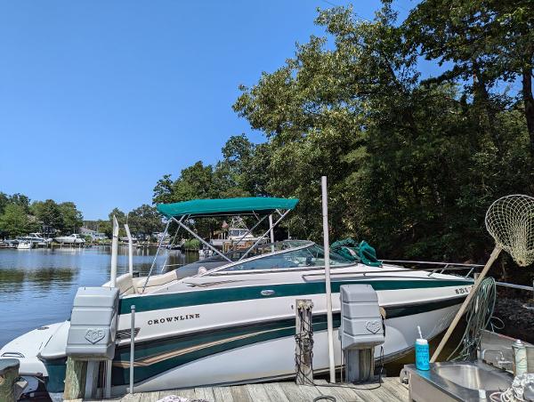 Crownline 235 CCR Starboard View