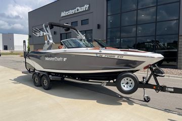 2020 MasterCraft XT23