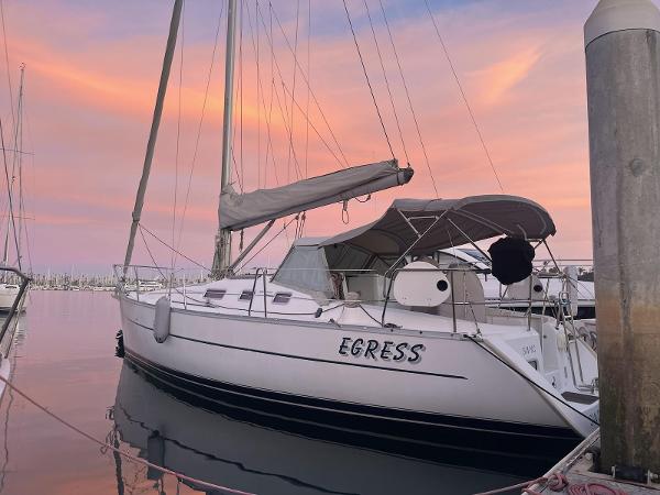 2005 Beneteau 323