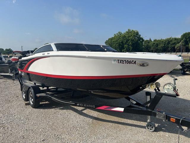 2013 Four Winns Horizon Series H210