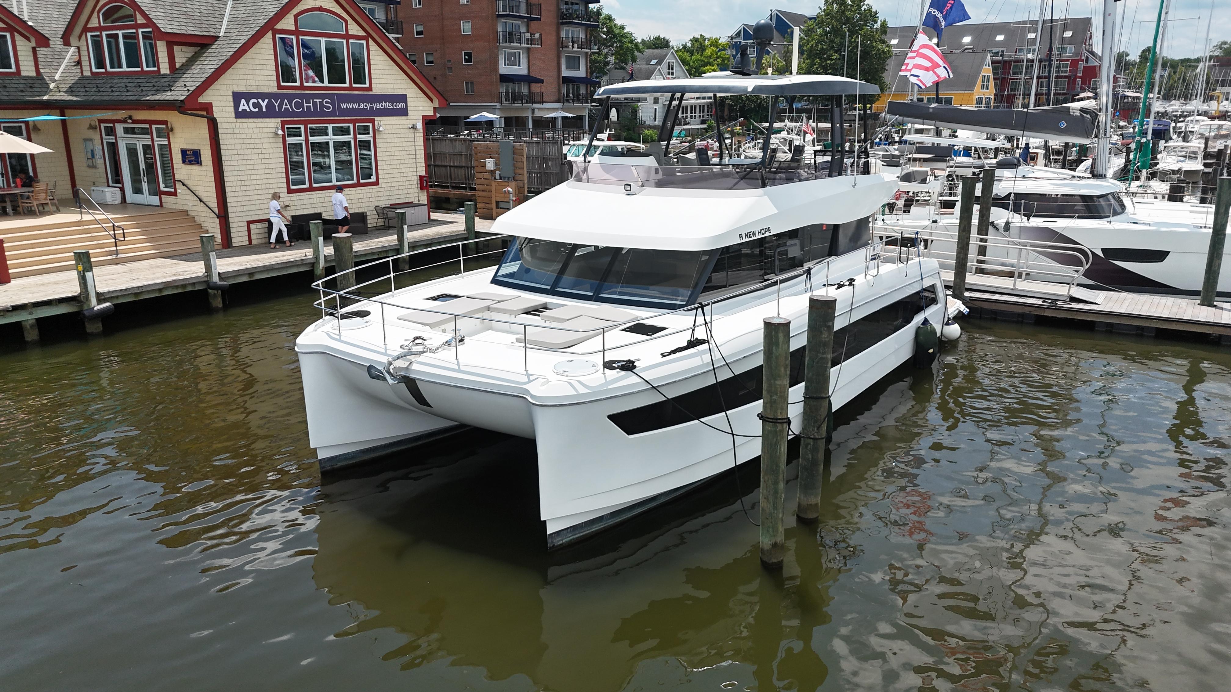 2018 Fountaine Pajot MY 44