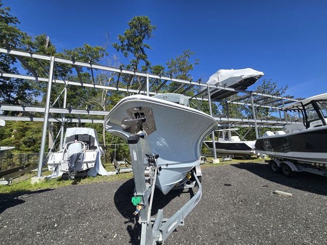 Sea Hunt Ultra 275 SE