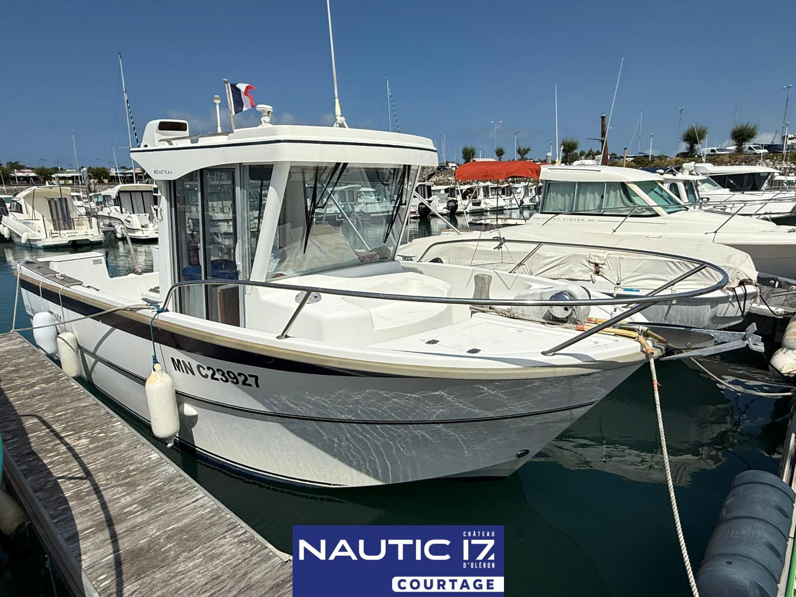 2004 Beneteau Antares 700 Peche