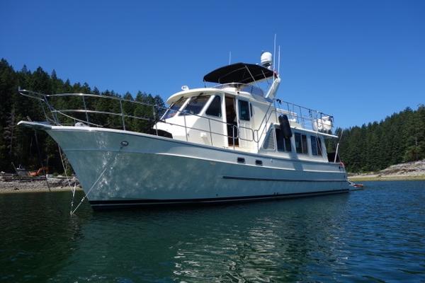 Cranchi Eco Trawler 43: First Look Video - boats.com