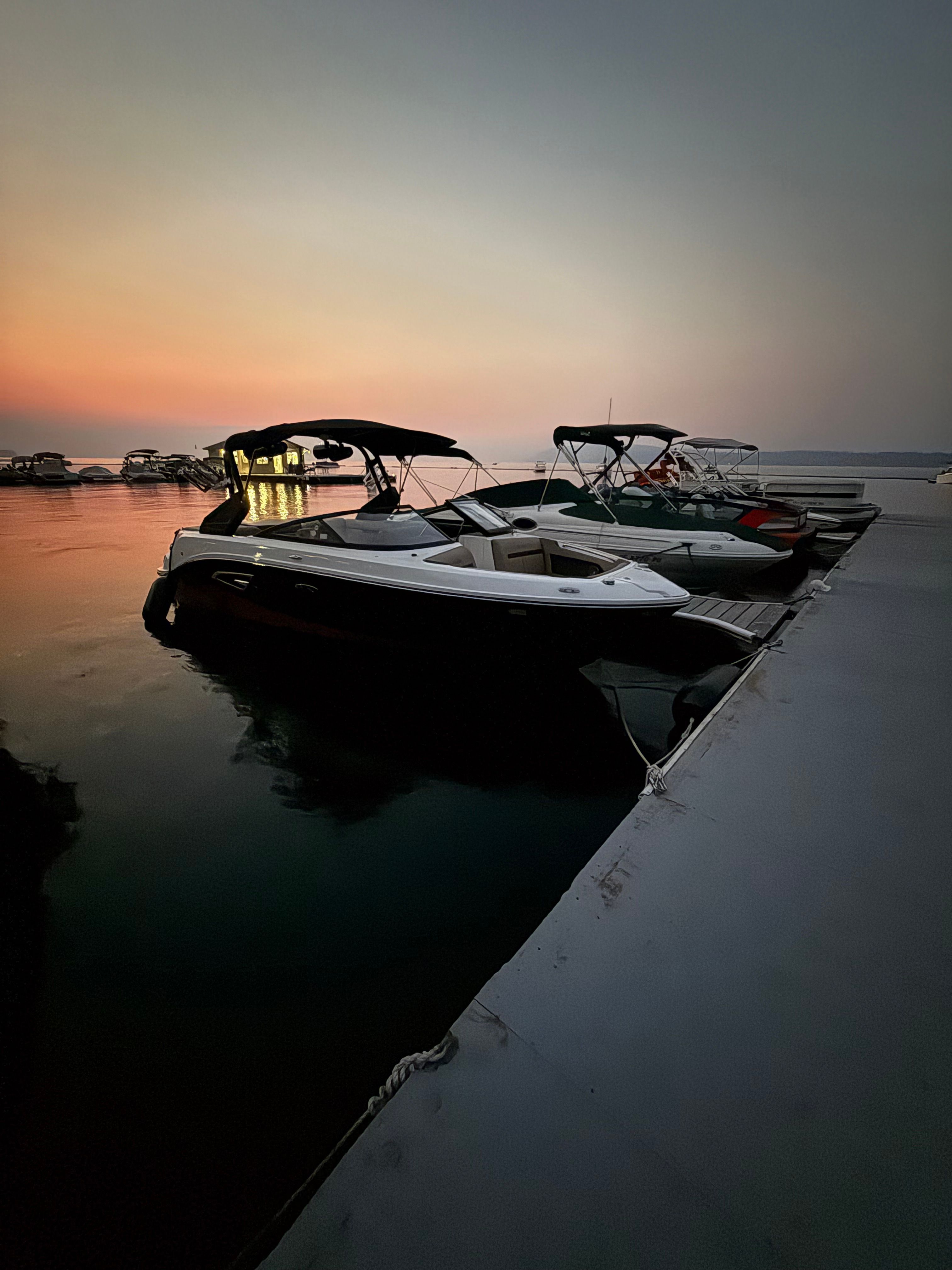 2017 Sea Ray 230 SLW
