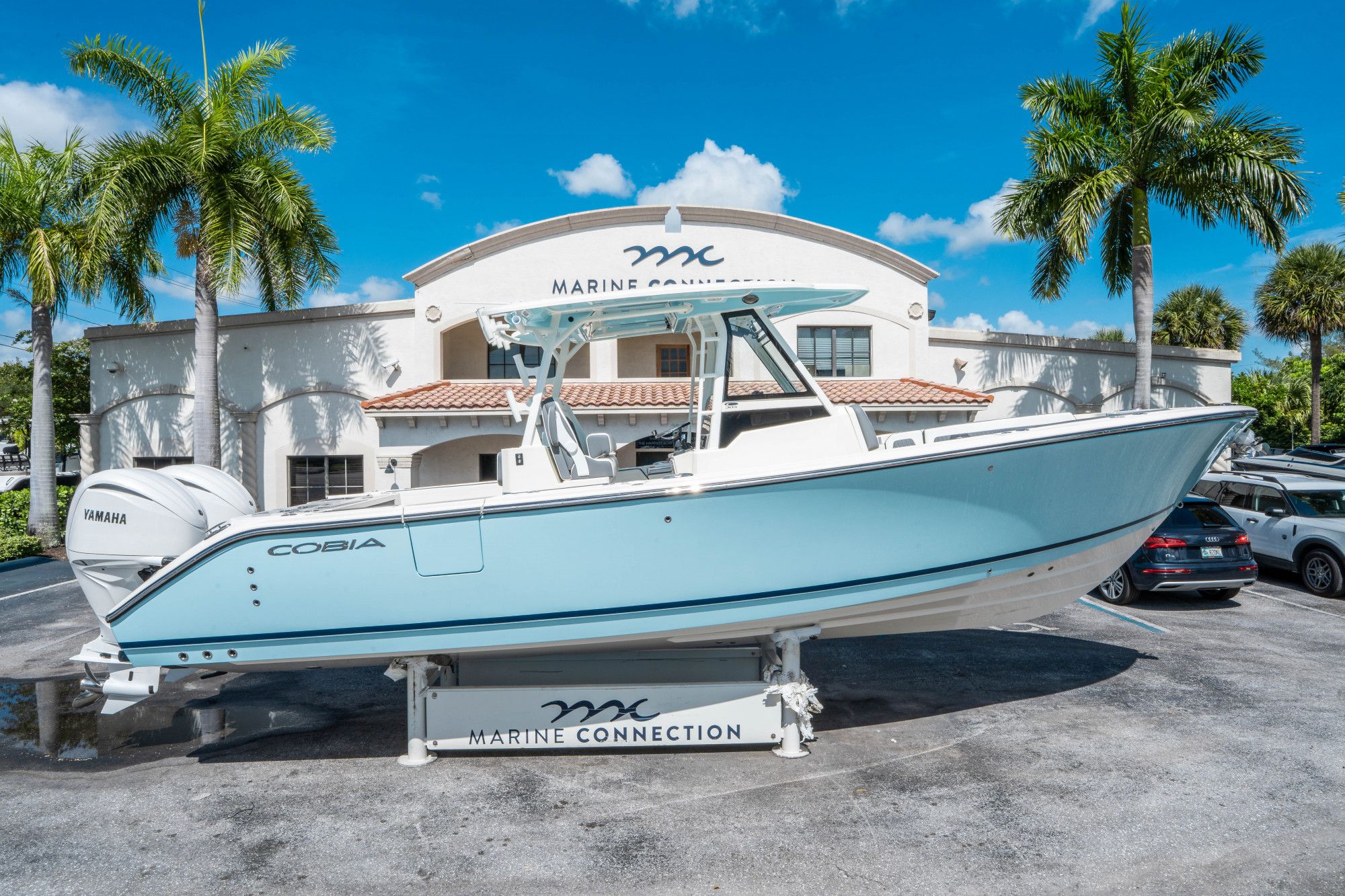 2026 Cobia 305 CC