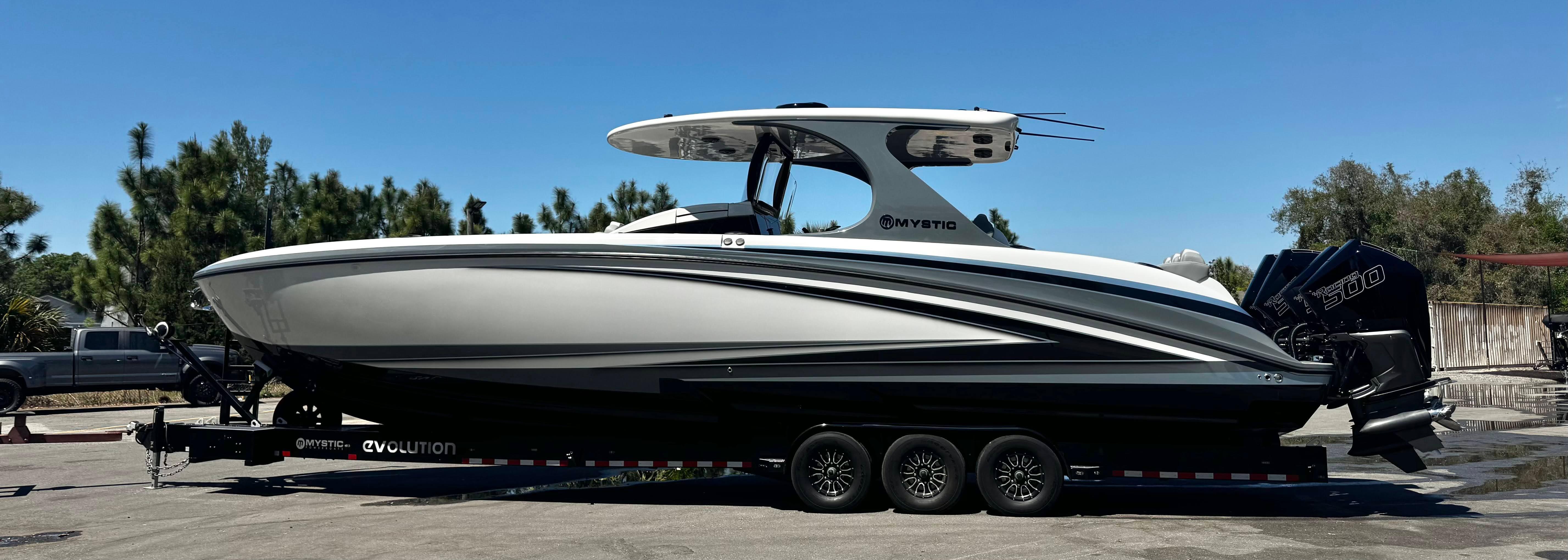 2026 Mystic Powerboats M4200
