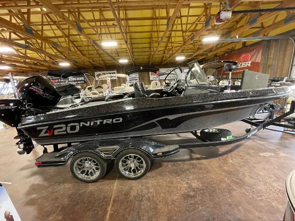 Nitro ZV20 2023 Nitro ZV20 boat on display in an indoor showroom.