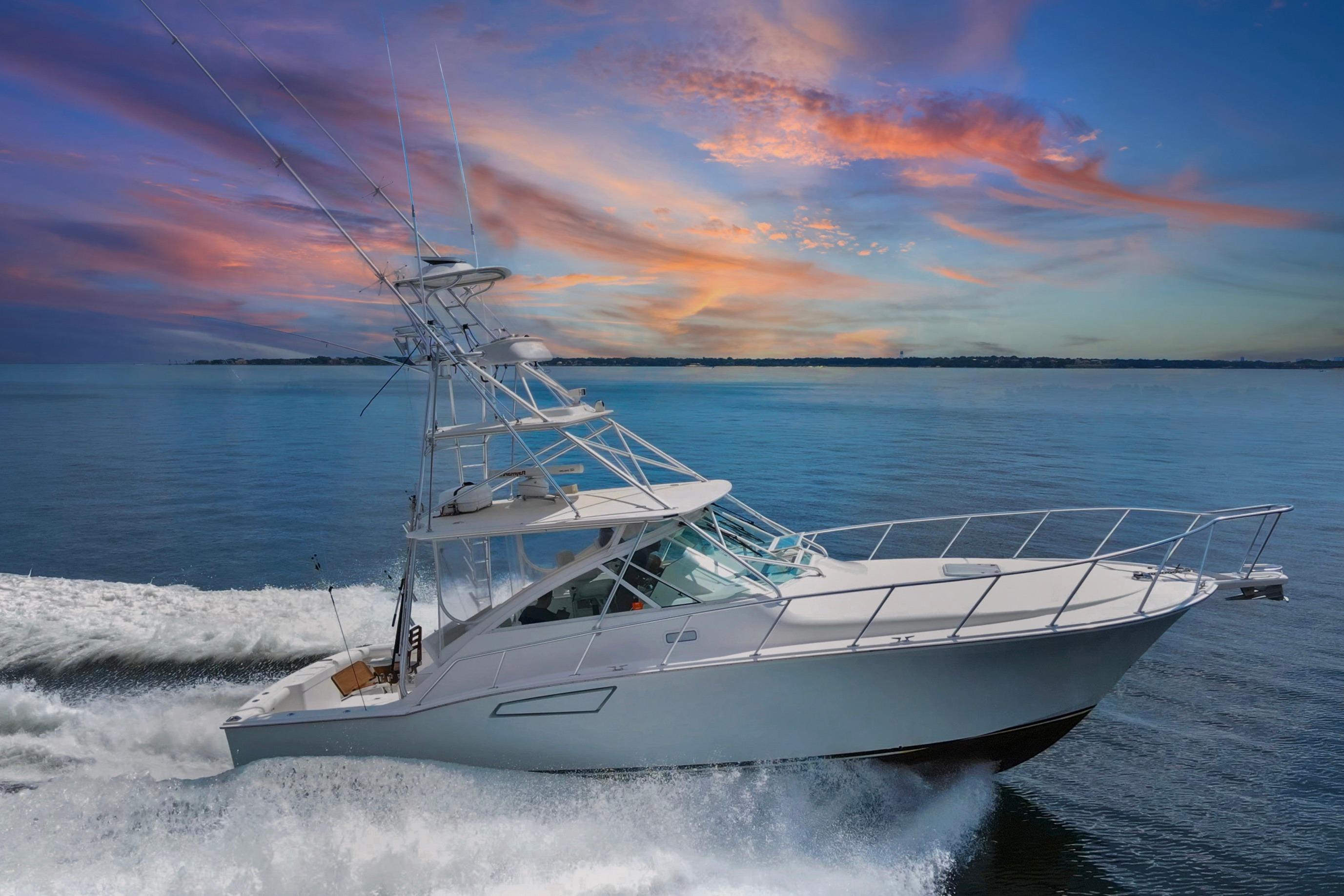 2007 Cabo 40 Express