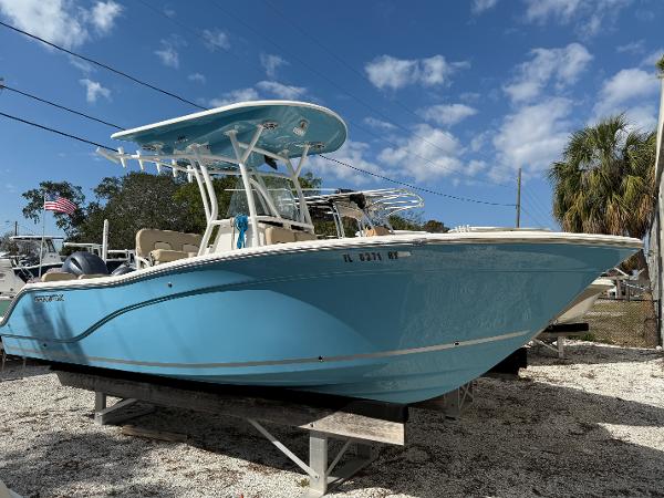 2018 Sea Fox 226 Commander