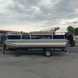 2025 Sun Tracker Bass Buggy 18 DLX