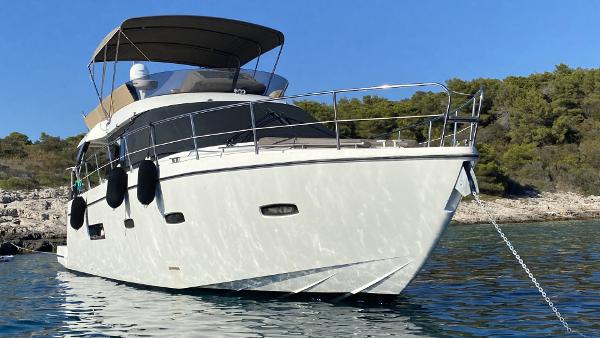 2012 Sealine F 42