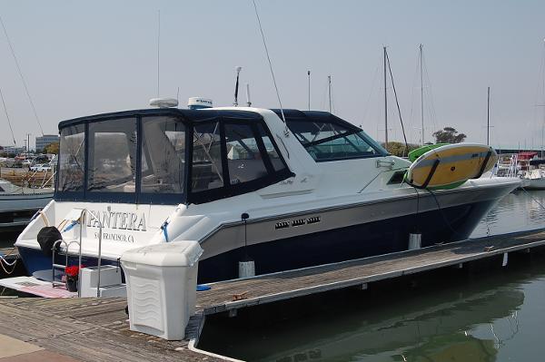Sea Ray 420 Sundancer Exterior Starboard 2