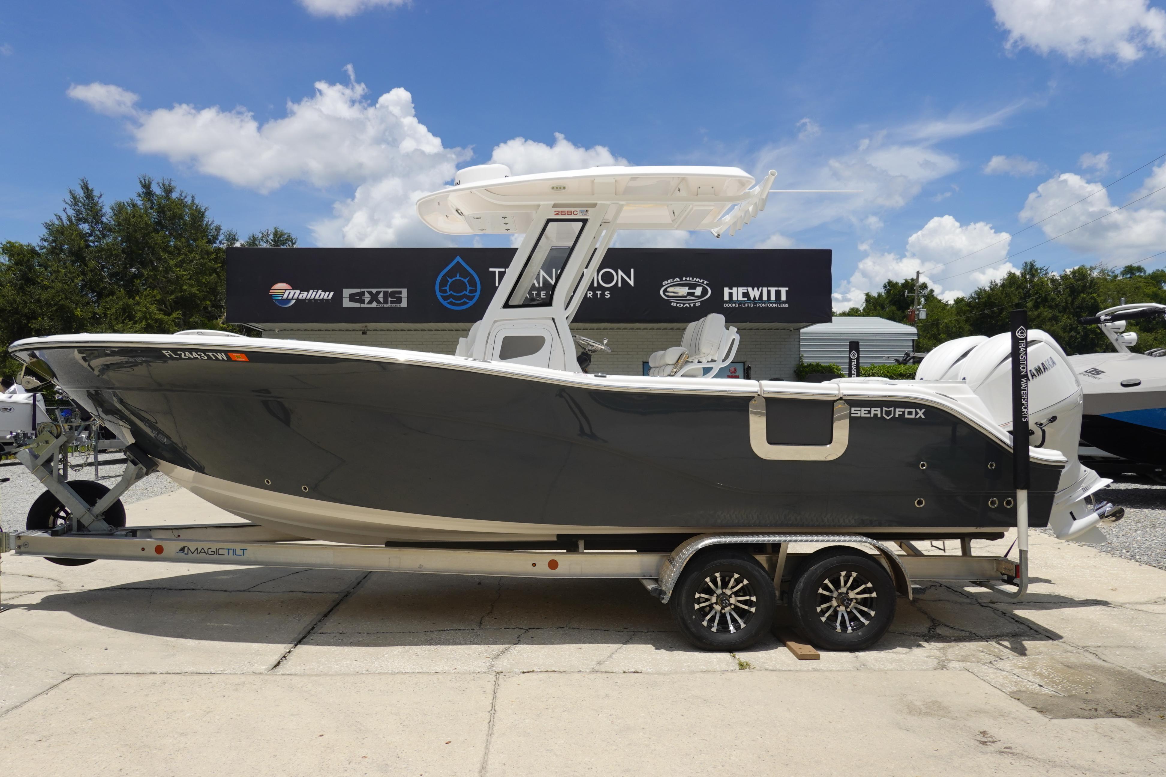 2024 Sea Fox 268 Commander
