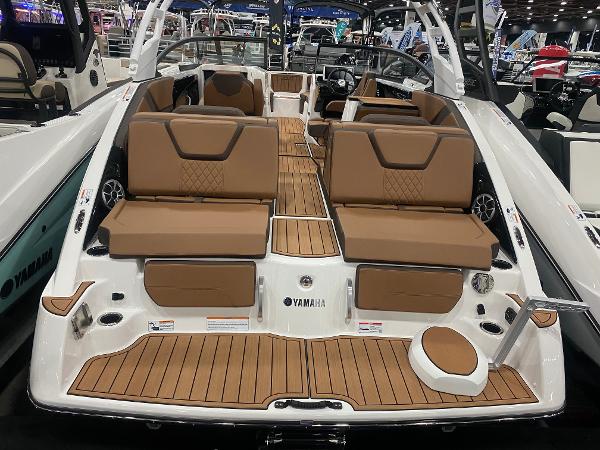 2025 Yamaha Boats 252S