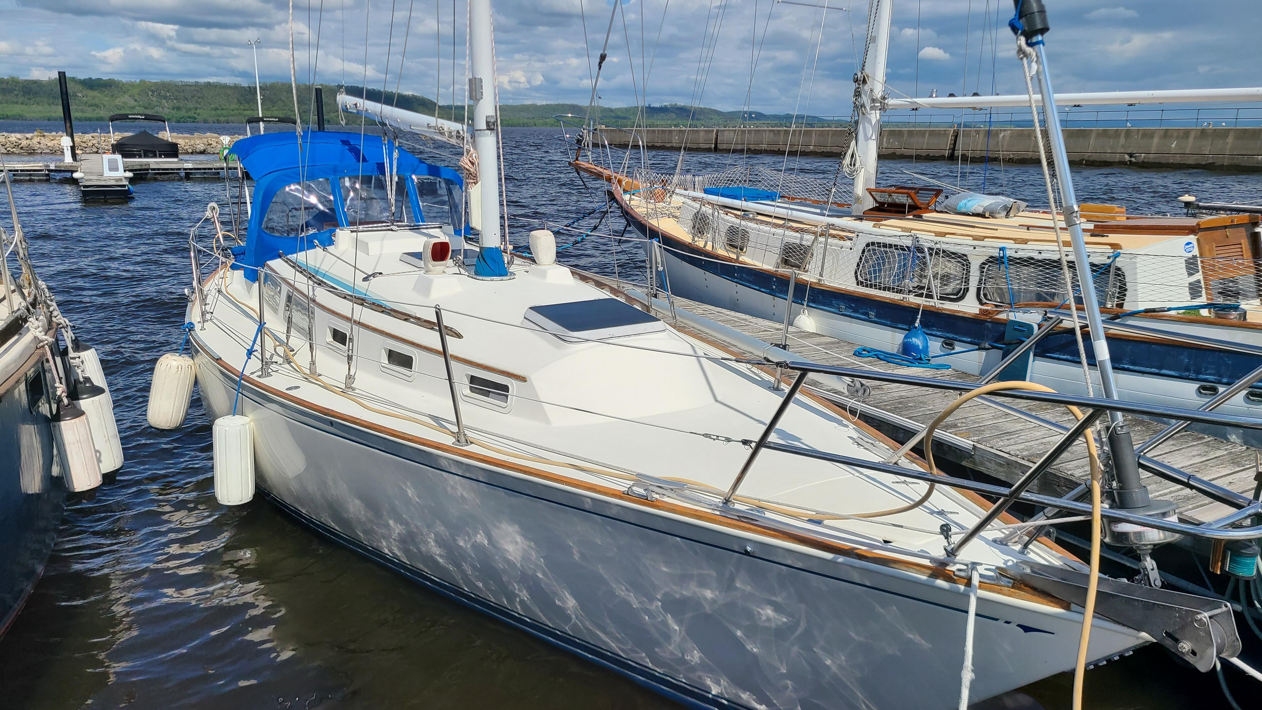 1983 Sabre 34