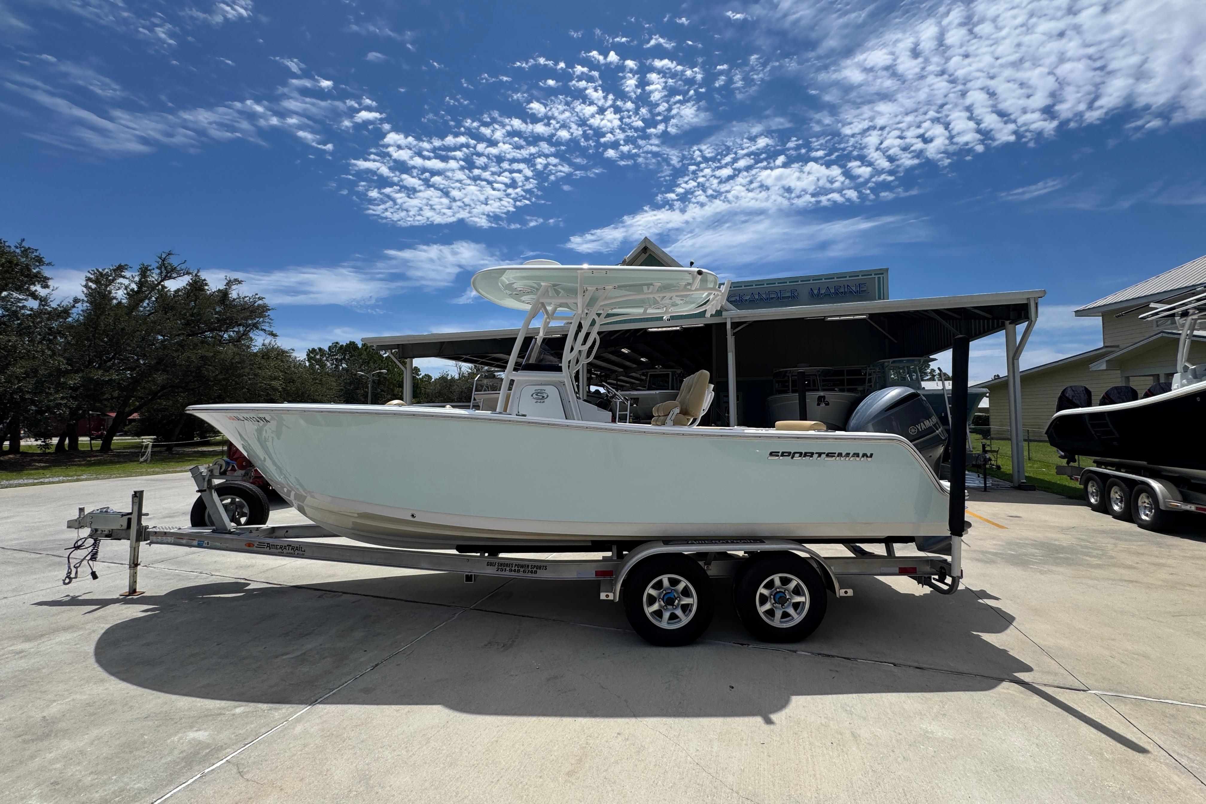 2021 Sportsman Open 242 Center Console