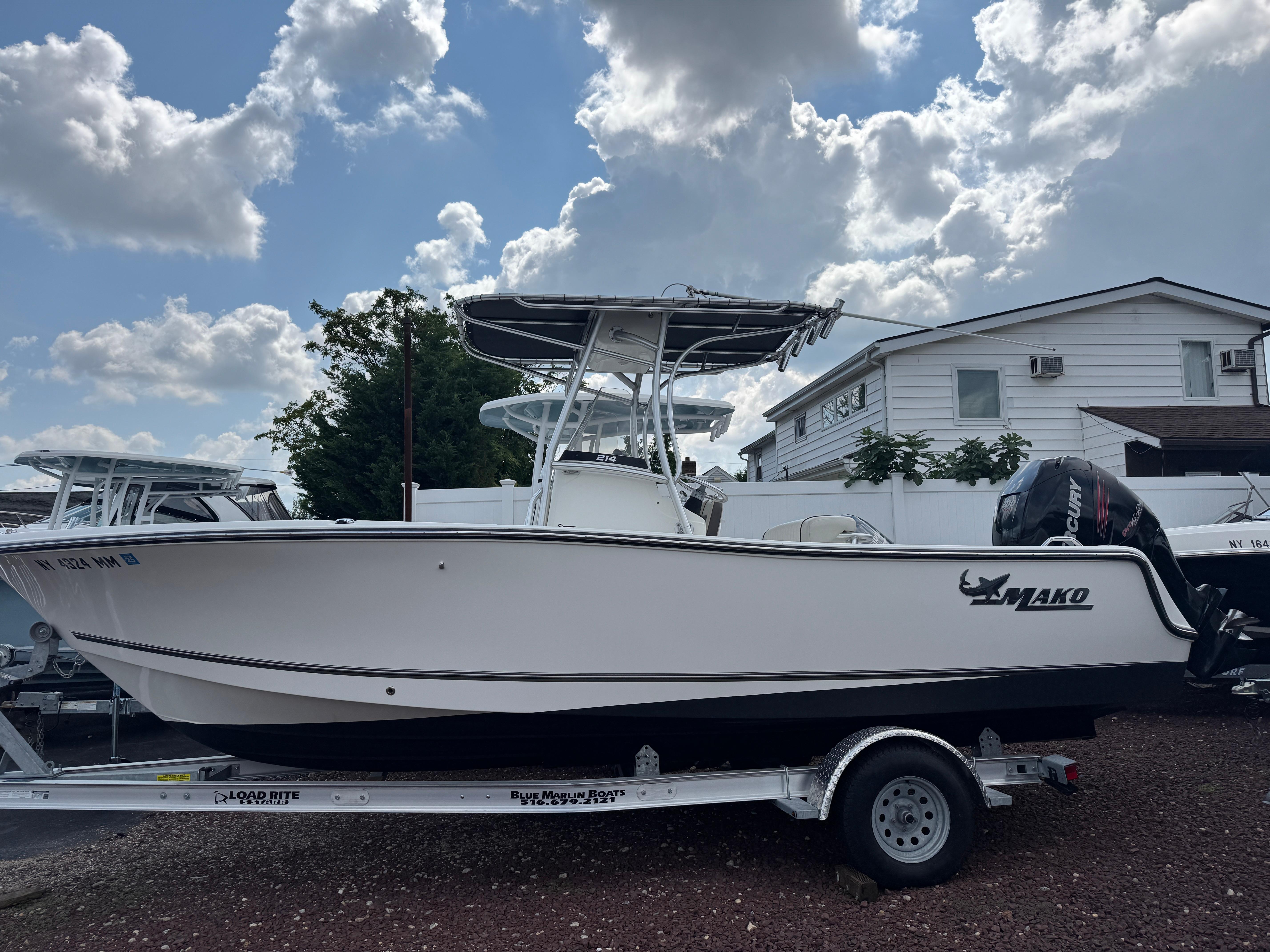 2017 Mako 214 CC