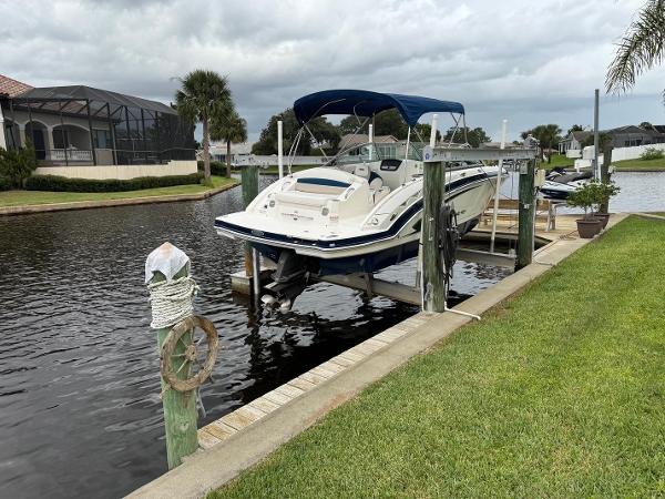 2011 Chaparral 224 Sunesta