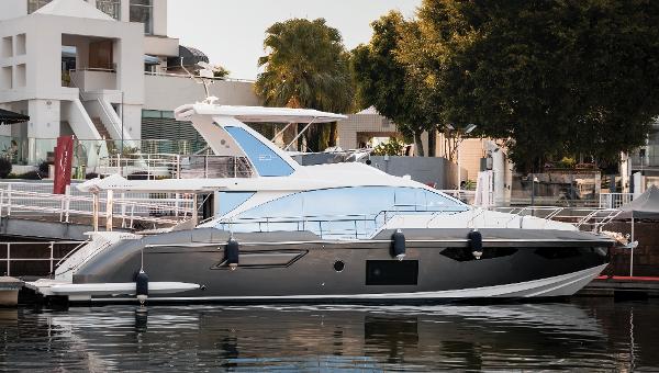 Azimut 60