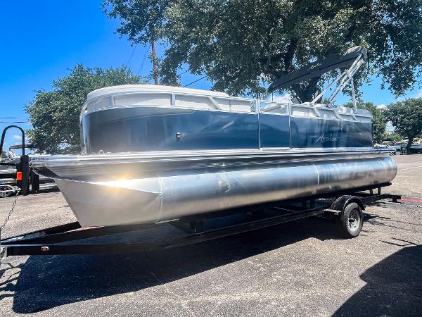 2024 Avalon VLS 21 Quad Lounger