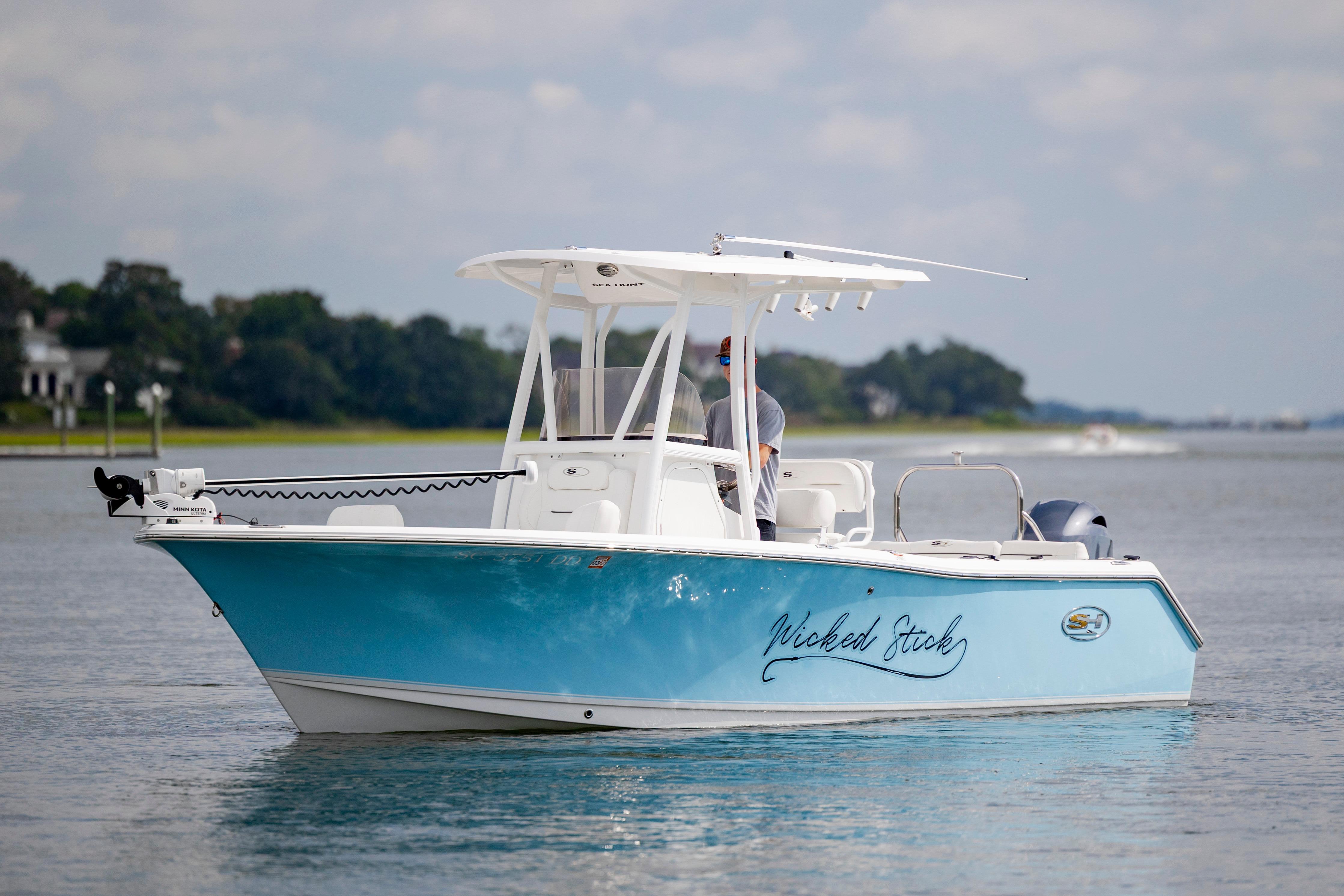 2016 Sea Hunt Ultra 225
