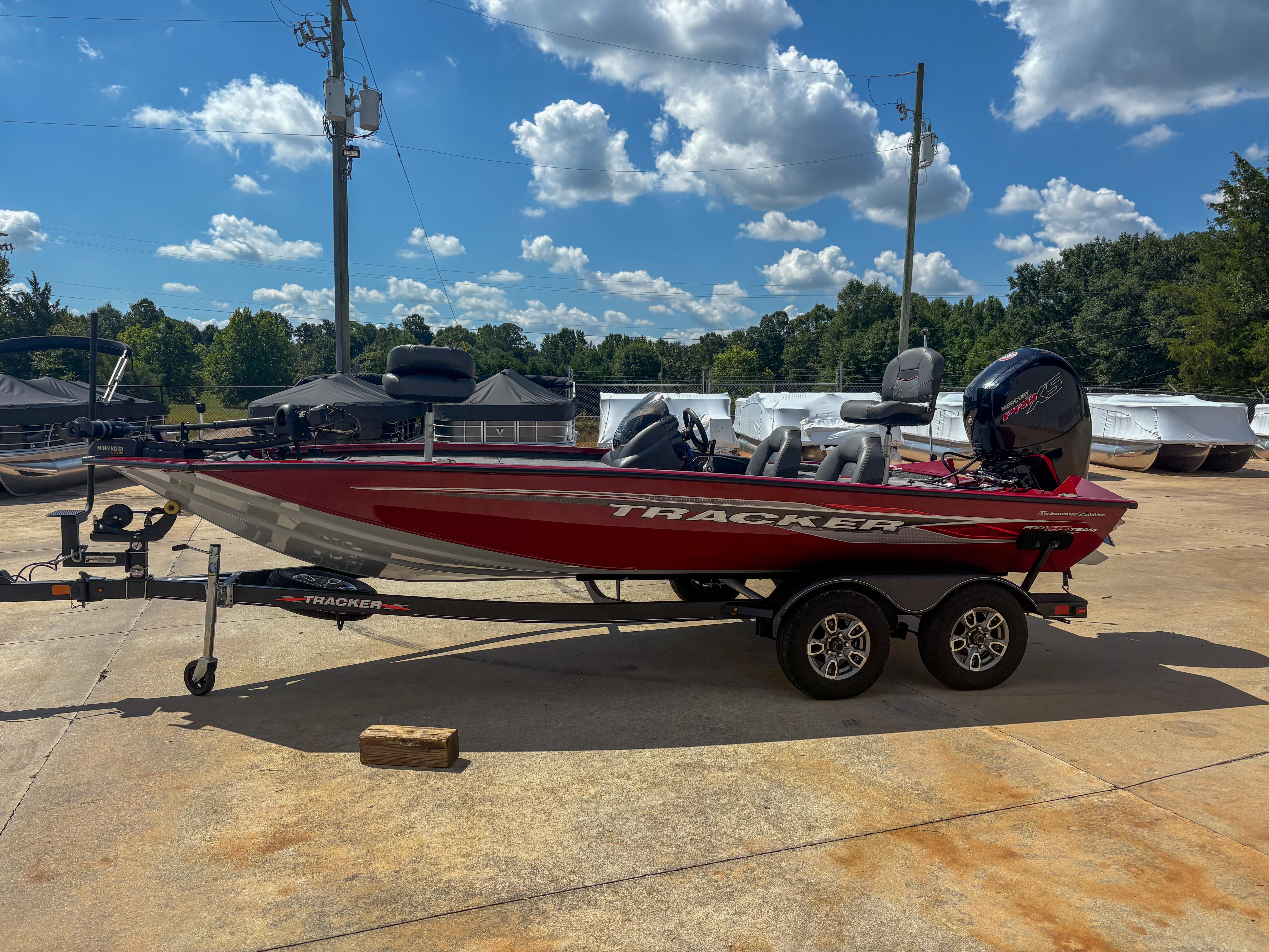 2022 Tracker Pro Team 195 TXW