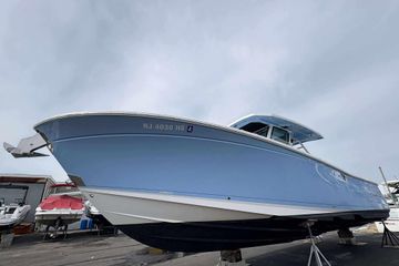 2023 Blackfin 332cc