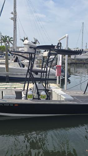 2023 Hewes Redfisher 21