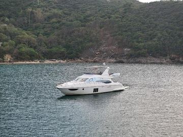 2011 Azimut 58