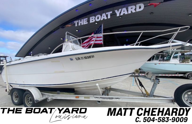 2000 Sea Fox 210 Center Console