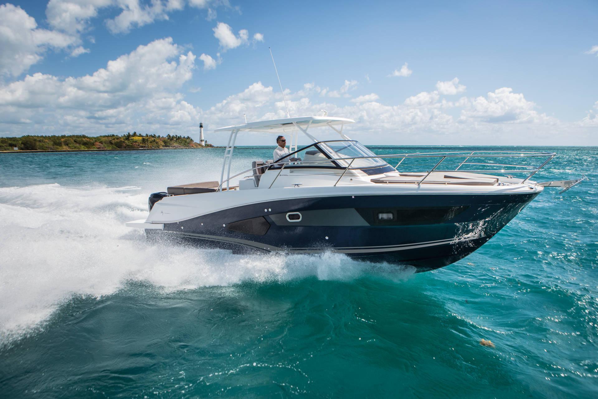 2018 Jeanneau Cap Camarat 10.5 WA