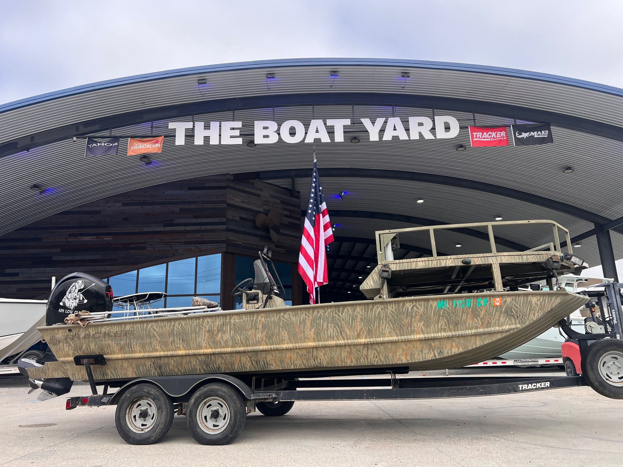 2017 Tracker Grizzly 2072 MVX CC Sportsman