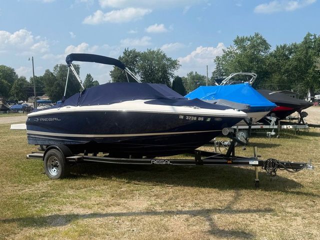 Regal 1900 Bowrider