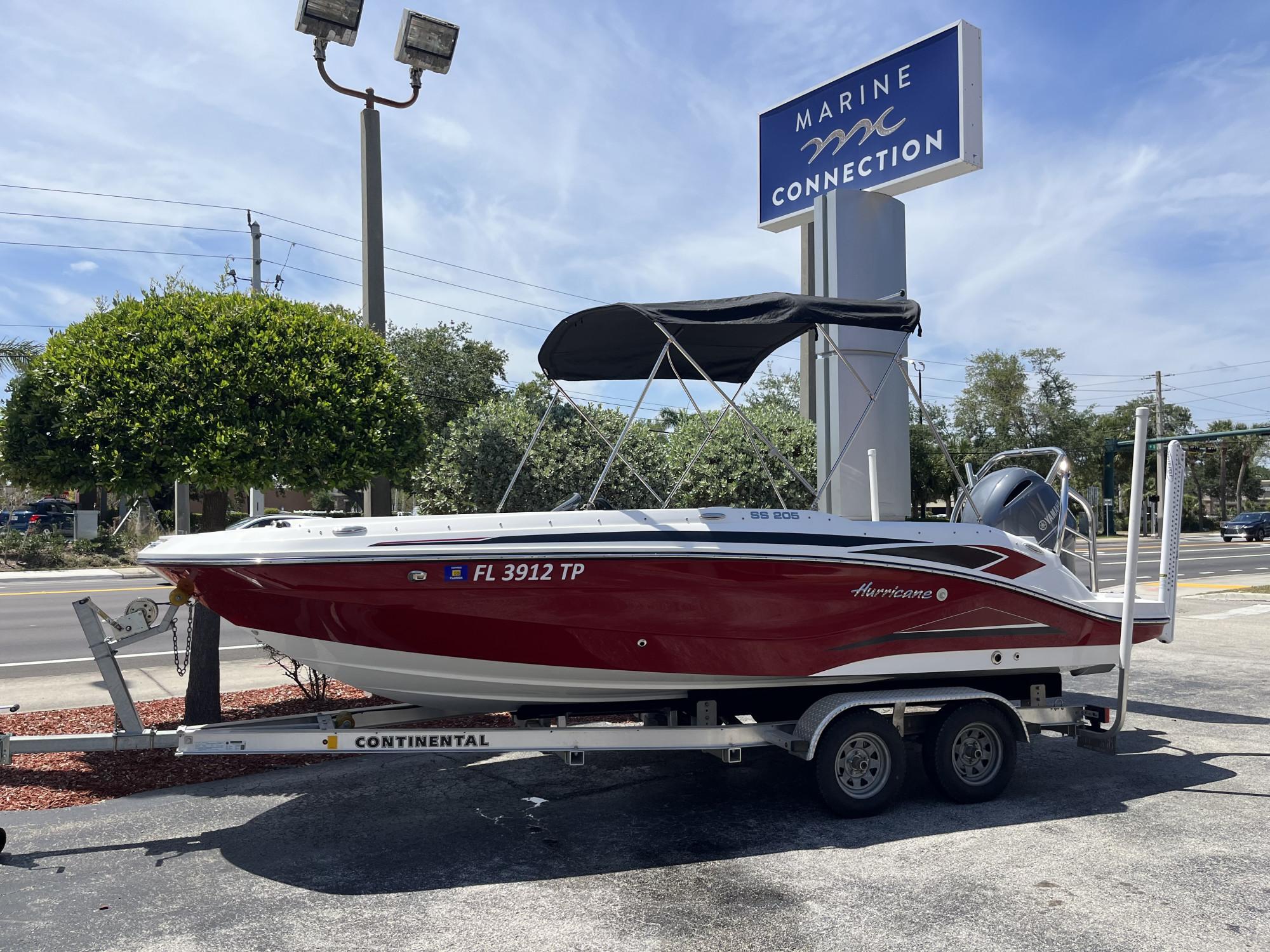 2023 Hurricane 205 Sundeck Sport OB