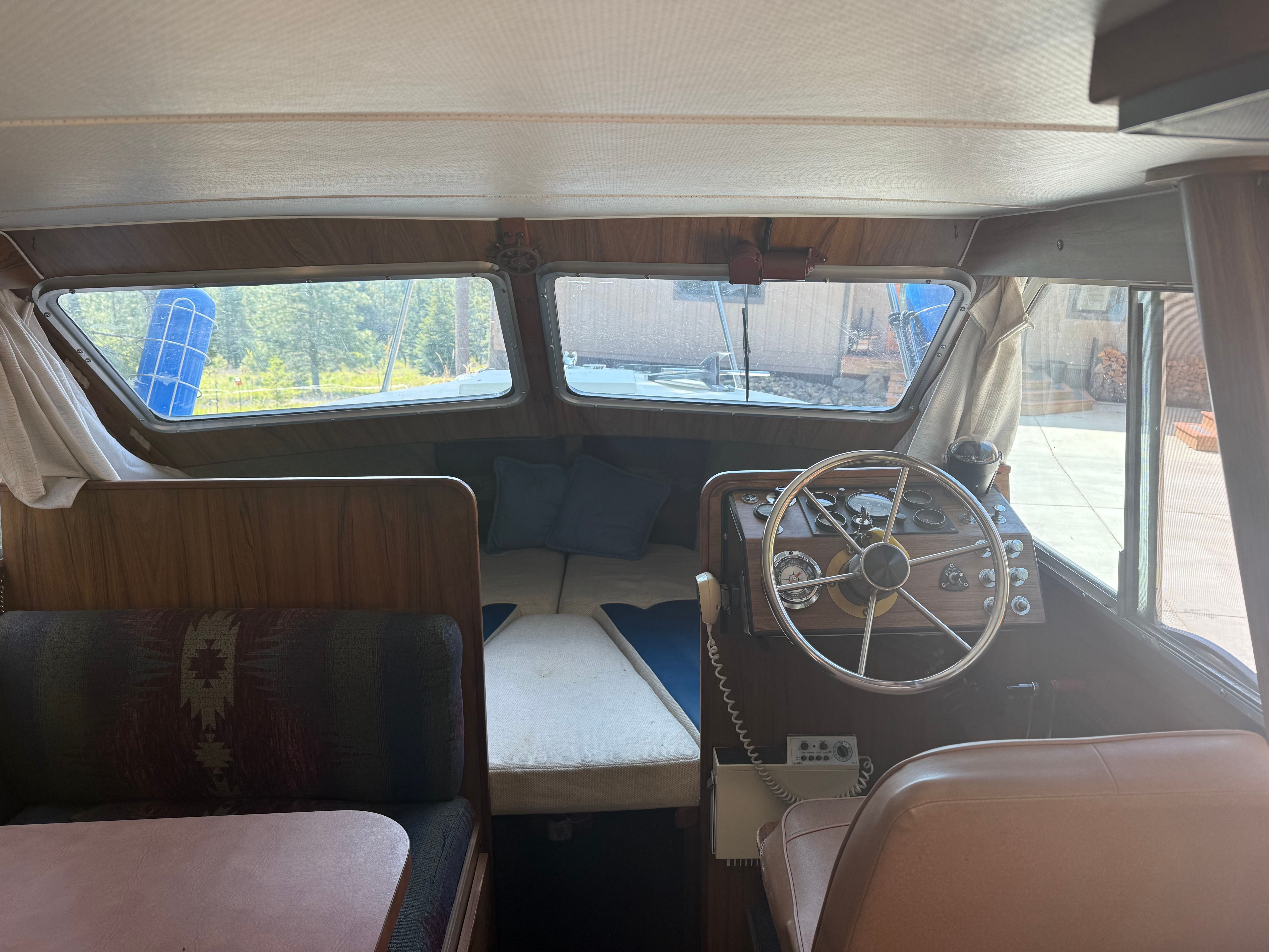 1979 Tollycraft Sedan