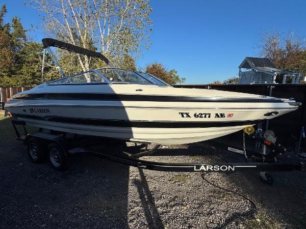 Larson LXi 228