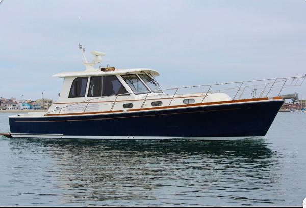 2007 Grand Banks 39 Eastbay SX