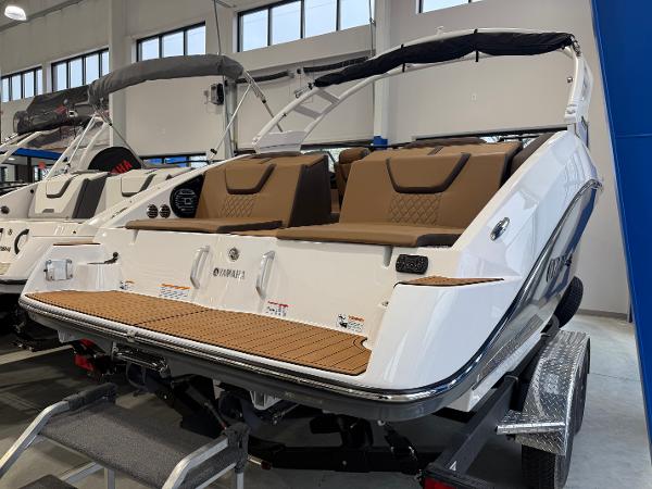 2025 Yamaha Boats 222SD