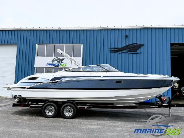 2025 Formula 270 Bowrider