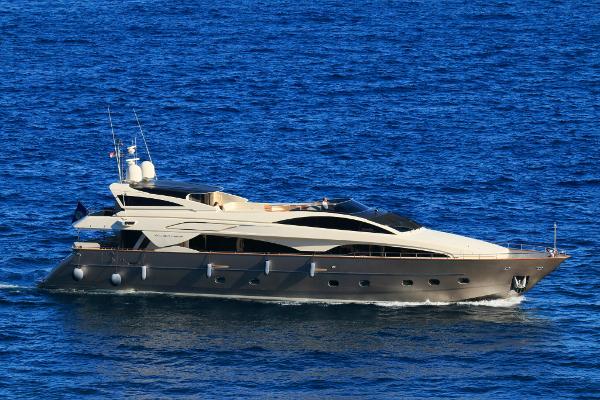 Riva 115 Athena