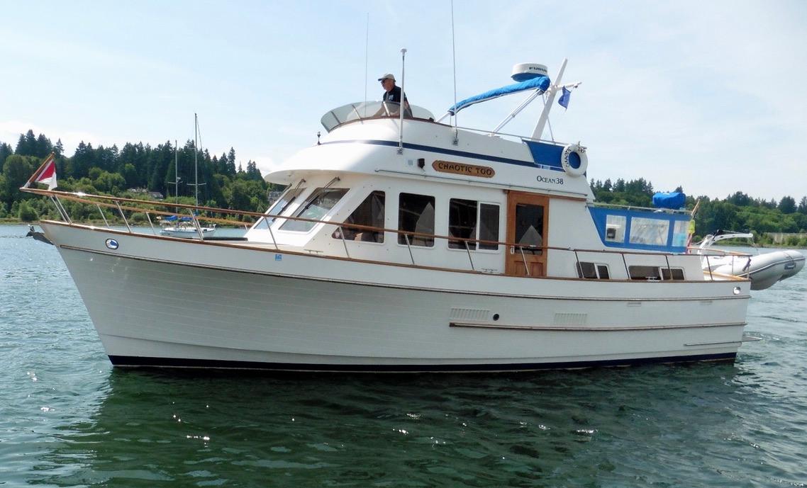 Ocean Alexander 38 Double Cabin