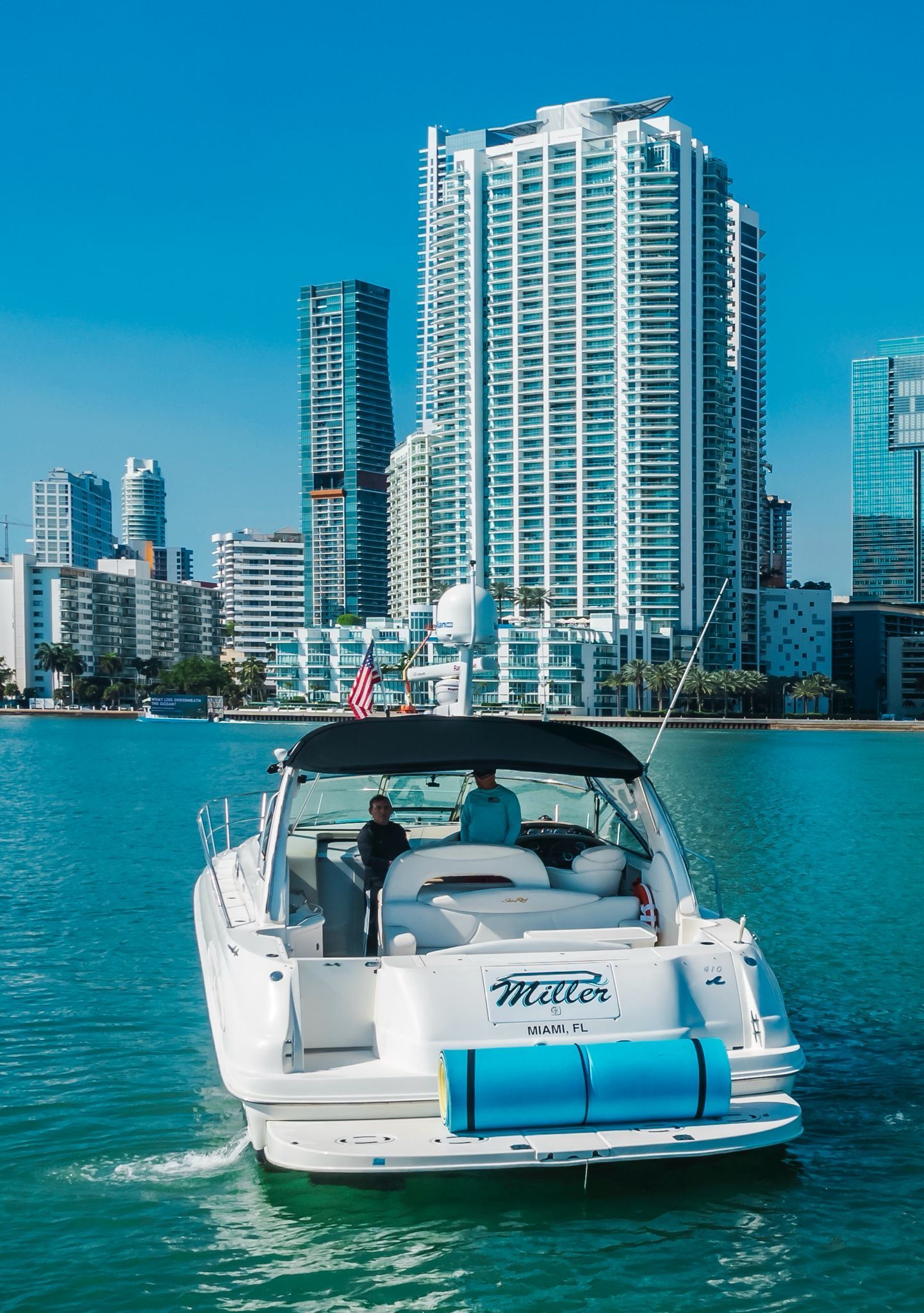 1999 Sea Ray 410 Express Cruiser