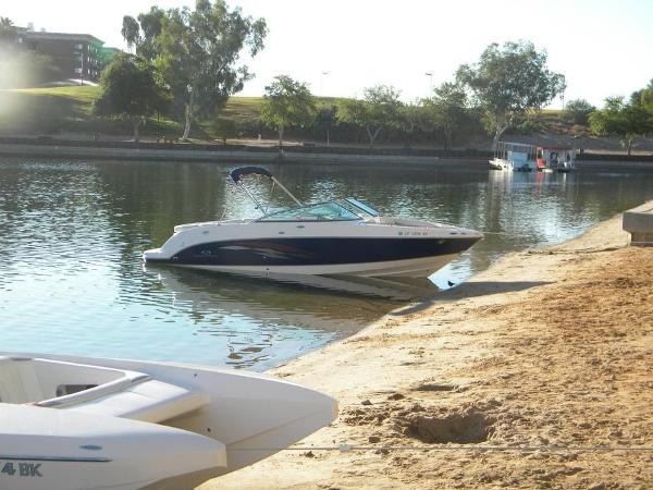 2005 Chaparral 256 SSi