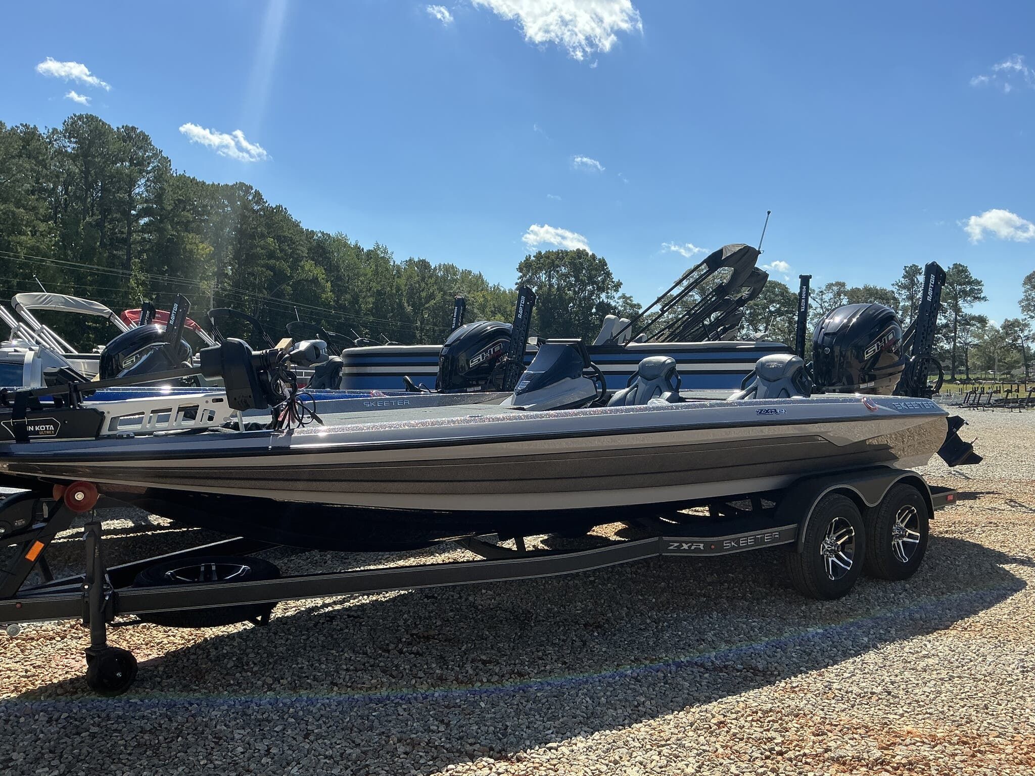2025 Skeeter ZXR Series ZXR21 COLOR 3