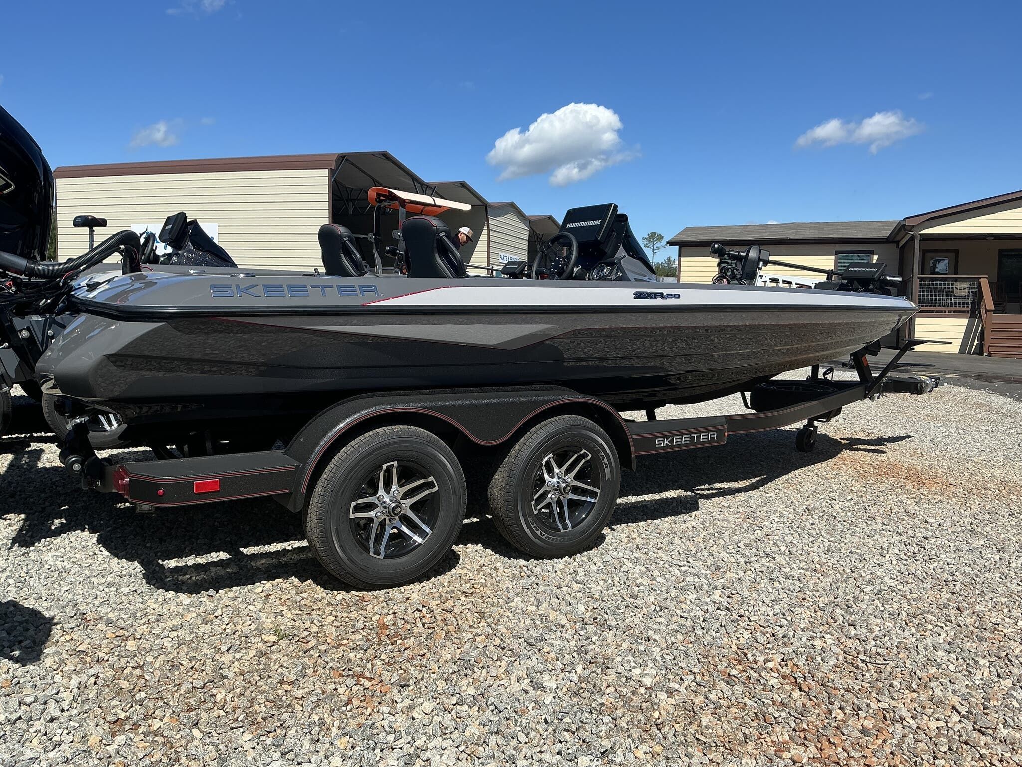Skeeter ZXR Series ZXR20 COLOR 1