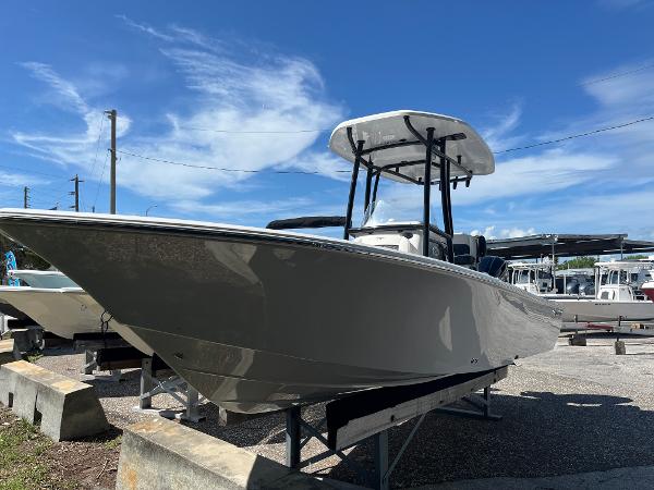 2026 Tidewater 2300 Carolina Bay